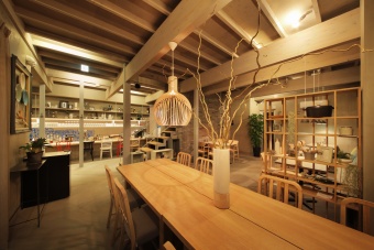 cafe＆dining「inZONE TABLE」の様子(1)